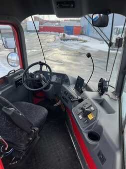 Tractor de arrastre 2018  Kalmar T2 (2) 