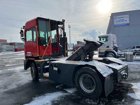 Tractor de arrastre 2018  Kalmar T2 (3) 