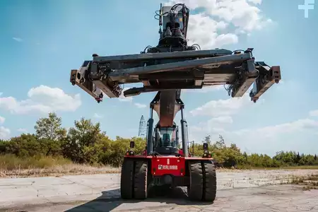 Reachstacker 2018  Kalmar DRG450-60C5X (1)