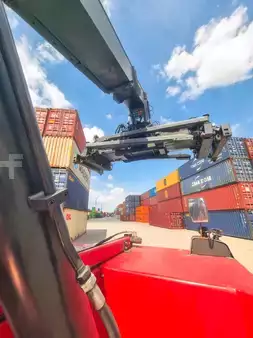 Reachstackers 2018  Kalmar DRG450-60C5X (9)