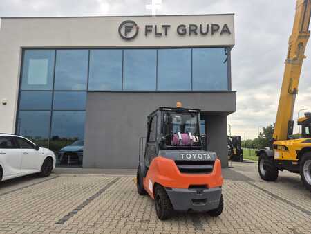 Gasoltruck 2022  Toyota 8FG45N (3)