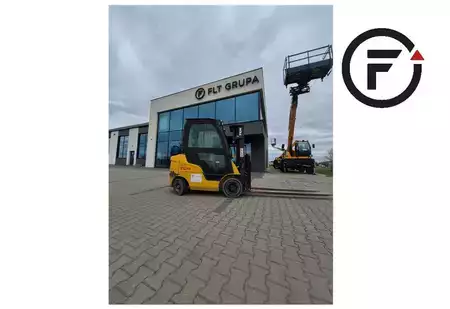 Wózek widłowy spalinowy/ gaz ziemny 2022  TCM FGE20CE2 (1)