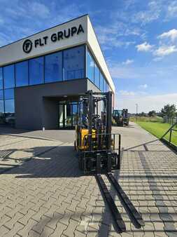 LPG VZV 2023  TCM FGE15E2 (2)