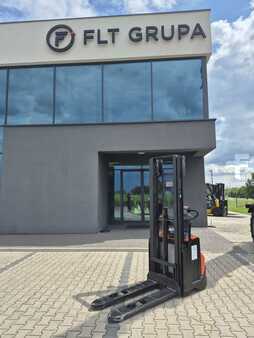 Ledstaplare gå 2019  Toyota SWE120 (4)