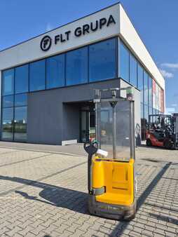 Ruční vysokozdvižný vozík 2017  Jungheinrich EJC 112 (2)