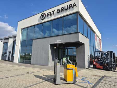 Chariots tracteurs 2017  Jungheinrich EZS 130 (4)