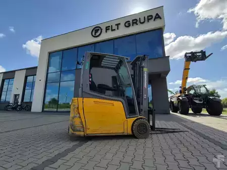 3-wiel elektrische heftrucks 2017  Jungheinrich EFG 216 (3)