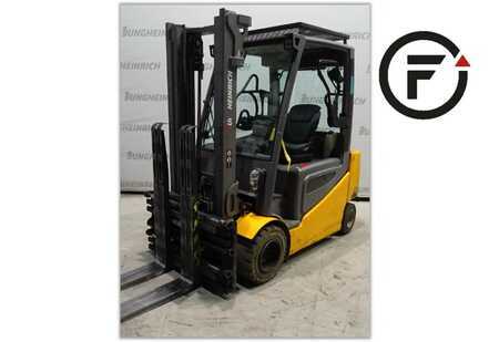 Elektro čtyřkolový VZV 2017  Jungheinrich EFG S30 (1)
