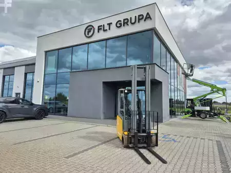 3-wiel elektrische heftrucks 2022  Jungheinrich EFG 220 (4)