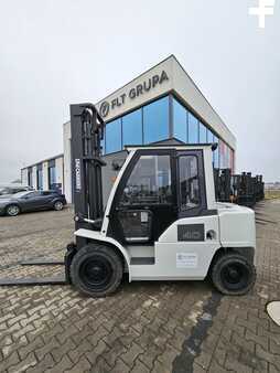 Dieselstapler 2017  Unicarriers D1F4A40Q /GX-40H (2)