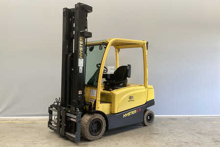 Electric - 4 wheels 2020  Hyster J3.5XN (1)