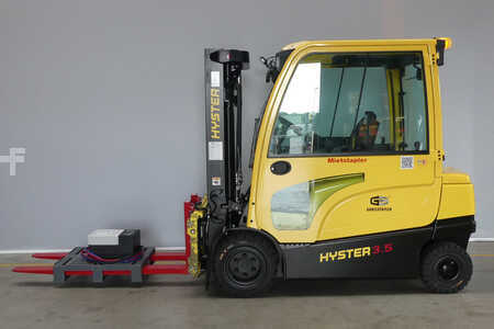 Electric - 4 wheels 2023  Hyster J3.50XN (2)