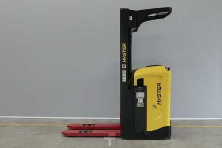 Stapelaars met zitplaats 2019  Hyster RS1.6 (5)