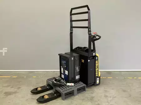 Wózek wysokiego podnoszenia 2024  Hyster P2.0 (1)
