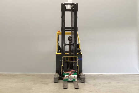 Carrelli retrattili 2015  Hyster R1.6 (2)