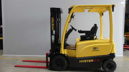 Eléctrica de 4 ruedas 2023  Hyster J2.5XN (4)