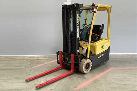 Elektro 3 Rad 2023  Hyster J1.5XNT (1)