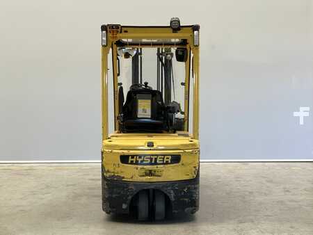 Chariots électriques à 4 roues 2013  Hyster J2.0XMT (3)