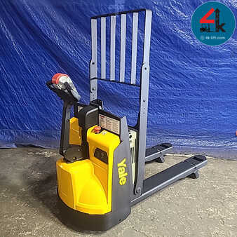 Electric Pallet Jacks 2018  Yale MPB045VG (1)