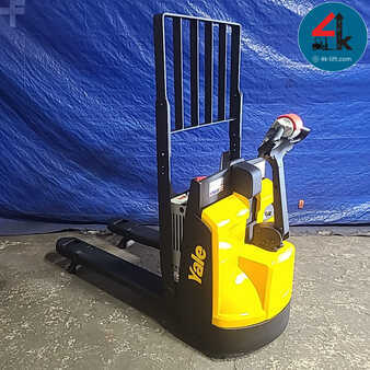 Electric Pallet Jacks 2018  Yale MPB045VG (7)