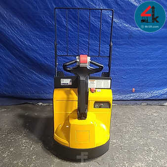 Electric Pallet Jacks 2018  Yale MPB045VG (8)