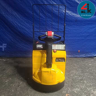 Electric Pallet Jacks 2017  Yale MPB045VG (8)