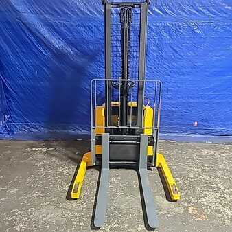 Pallet Stackers 2015  Yale MSW040 (3)