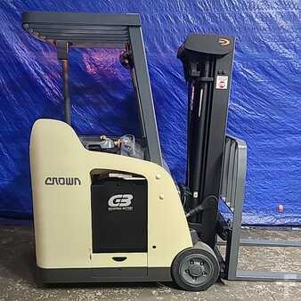 Stackers stand-on 2009  Crown RC5530C-30 (1)