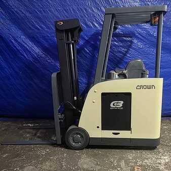 Stackers stand-on 2009  Crown RC5530C-30 (5)