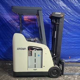 Stackers stand-on 2009  Crown RC5530C-30 (1)