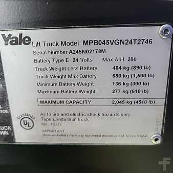 Transpaleta eléctrica 2014  Yale MPB045VG (14) 