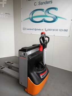 Lift trucks with Scales 2014  Still  (6)