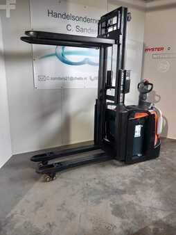 Pallet Stackers 2021  Toyota spe200D (10)