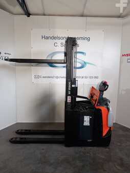 Pallet Stackers 2021  Toyota spe200D (9)