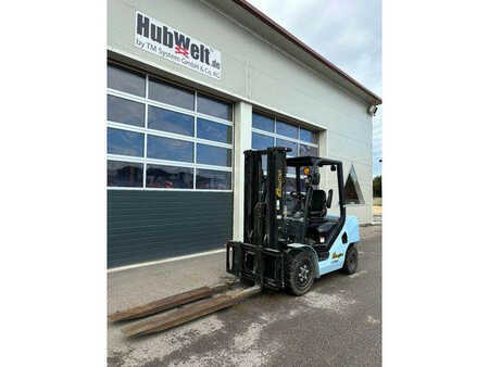 Diesel heftrucks 2019  Hyster Yale UT35P Dieselstapler 2500kg, 4800mm, BJ 2019 (2)