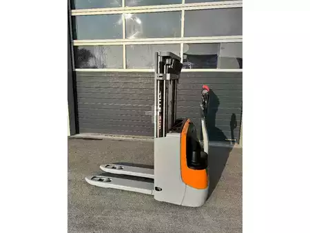 Ledestabler 2019  Still EXV 10 Hochhubwagen *Akku NEU* (3)