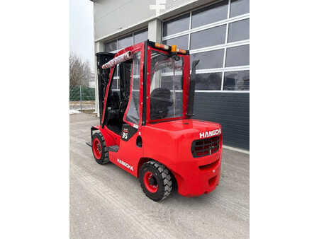 Dieselový VZV 2021  HC (Hangcha) CPCD35 Dieselstapler 3500kg, 4700mm (3)