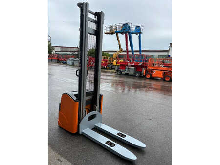 Stacker pedestre 2009  Still EGV 14 Hochhubwagen 1400kg, 4640mm (5)