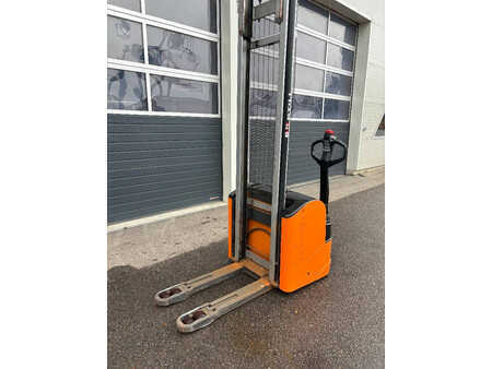 Stacker pedestre 2009  Still EGV 14 Hochhubwagen 1400kg, 4640mm (9)