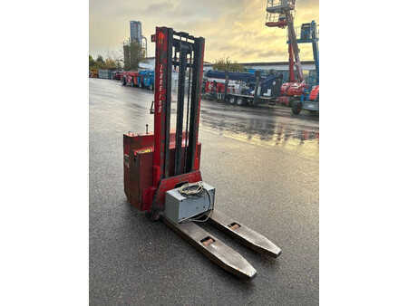 Stapelaars - Lansing Hochhubwagen (4)