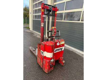 Stapelaars - Lansing Hochhubwagen (6)