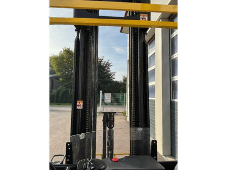 Reachtrucks 2022  Hyster R 1.2 E Schubmaststapler, 1200kg (8)