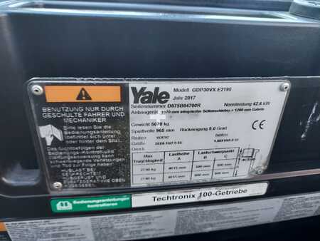 Empilhador diesel 2017  Yale GDP 30 VX (10)