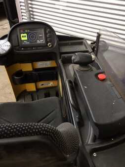 Reach Trucks 2017  Yale MR 14 (4)