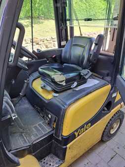 Carrelli elevatori diesel 2019  Yale GDP 30 VX (4)
