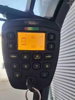 Elektromos 4 kerekű 2020  Yale ERP 30 VL (8)