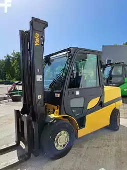 Chariots élévateurs diesel 2021  Yale GDP 55 VX (2)