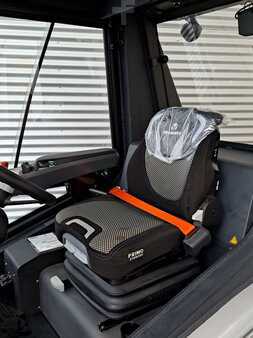 Elektryczne 4-kołowe 2025  Carer A80 SC (9)