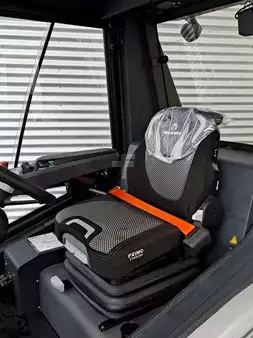 4-Wheel Electric 2025 Carer A80 SC (9)
