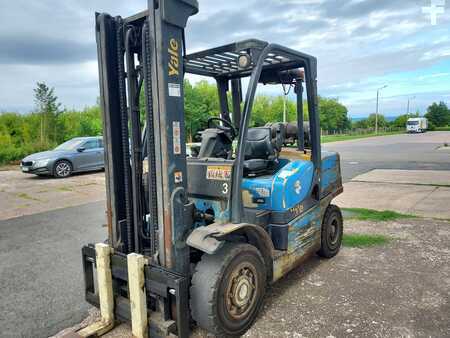Diesel Forklifts 2009  Yale GDP 40 VX 6 VALUE (7)